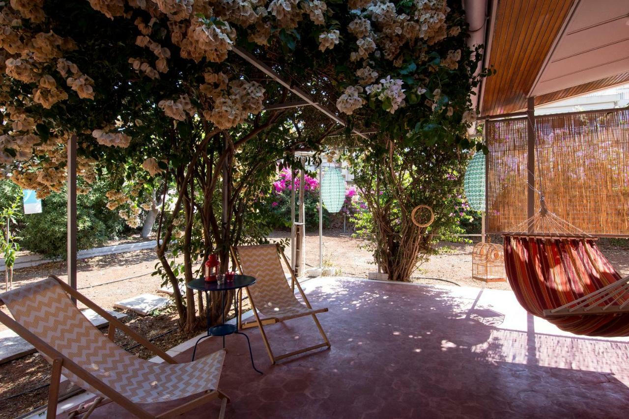 The Boucamviglia House
